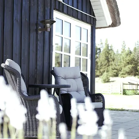 Otel Lildgaard Frostrup