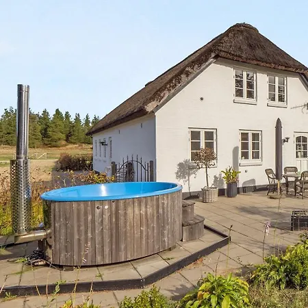 Lildgaard * Frostrup